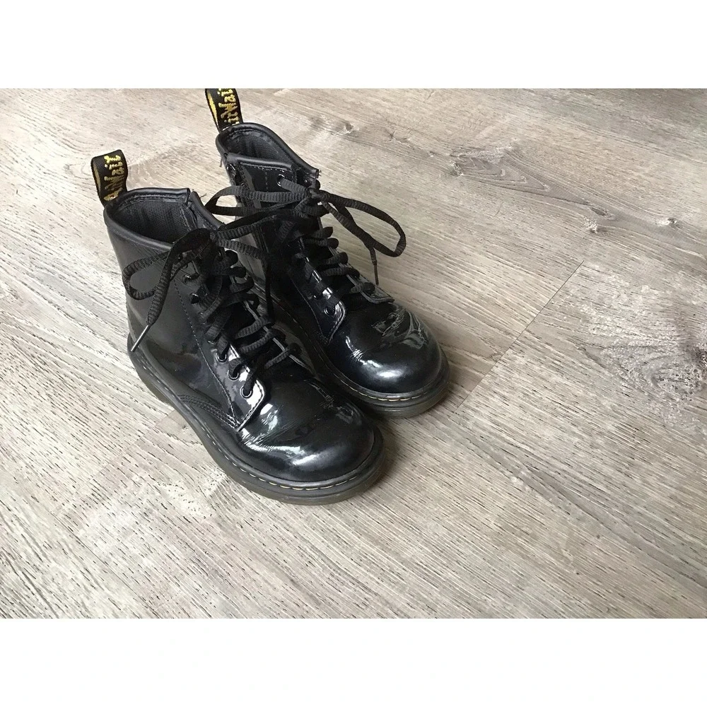Dr. Martens Youth Size 1 15382 Black Zip Lace Up Combat Boots Kids Grunge Punk